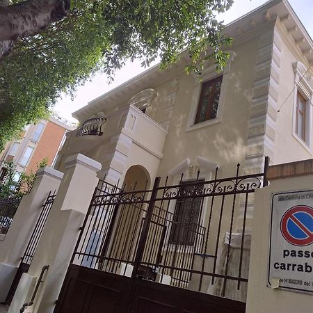 Villa Liberty Ofelia Locazioni Brevi Cagliari Bagian luar foto