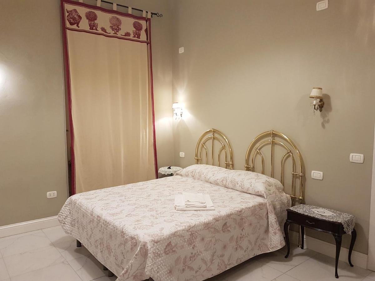 Villa Liberty Ofelia Locazioni Brevi Cagliari Bagian luar foto