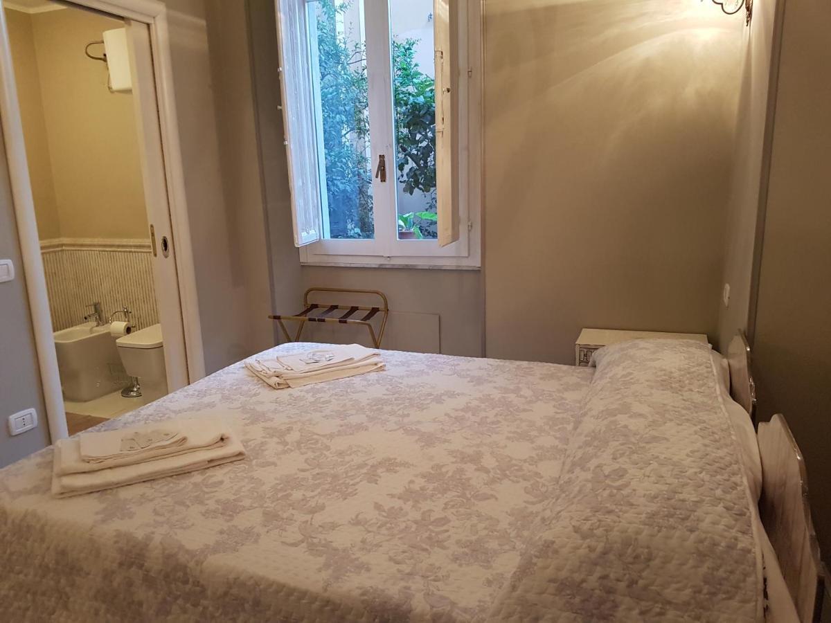 Villa Liberty Ofelia Locazioni Brevi Cagliari Bagian luar foto