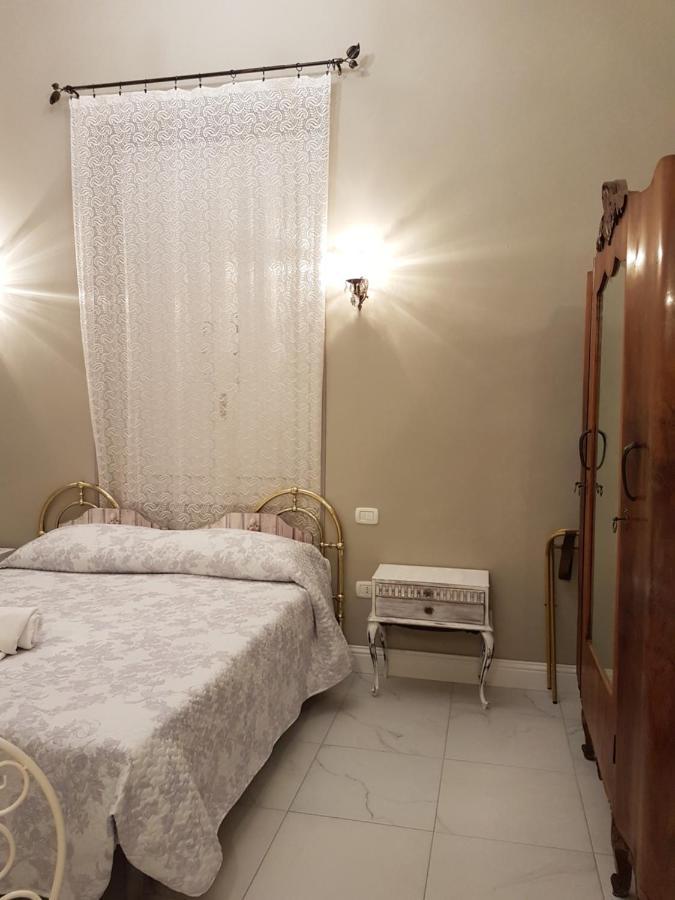 Villa Liberty Ofelia Locazioni Brevi Cagliari Bagian luar foto