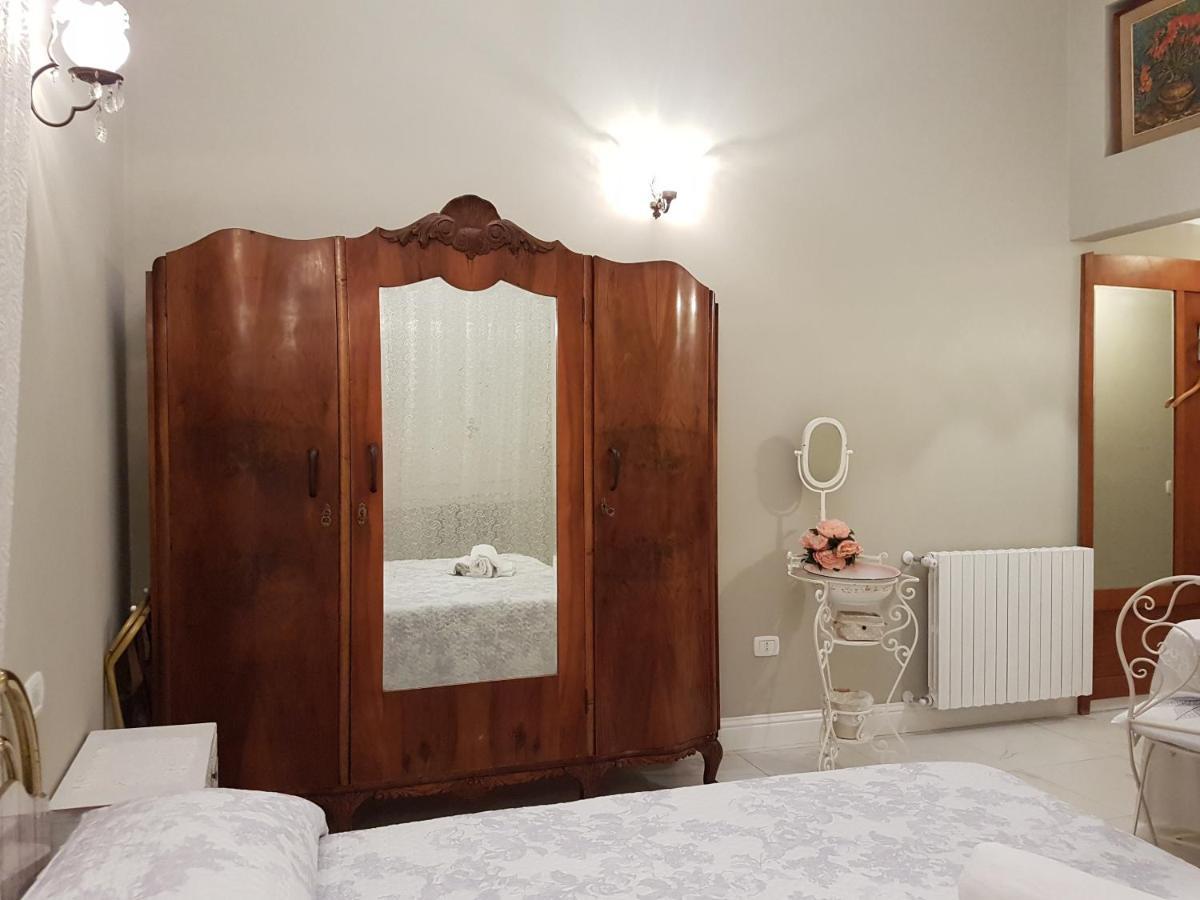 Villa Liberty Ofelia Locazioni Brevi Cagliari Bagian luar foto