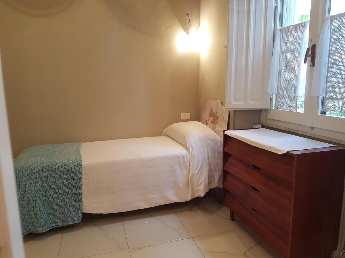 Villa Liberty Ofelia Locazioni Brevi Cagliari Bagian luar foto