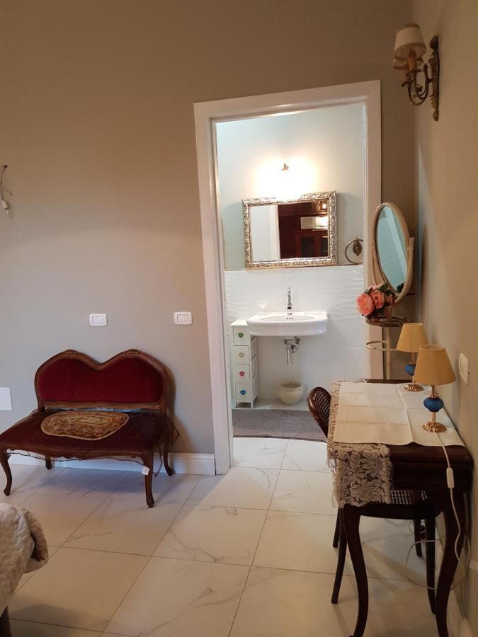 Villa Liberty Ofelia Locazioni Brevi Cagliari Bagian luar foto