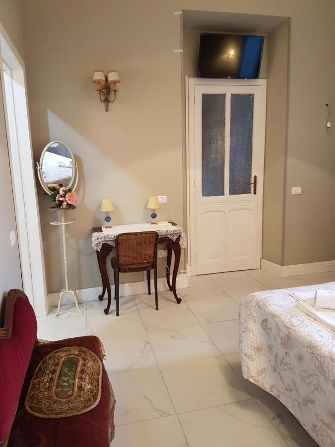 Villa Liberty Ofelia Locazioni Brevi Cagliari Bagian luar foto