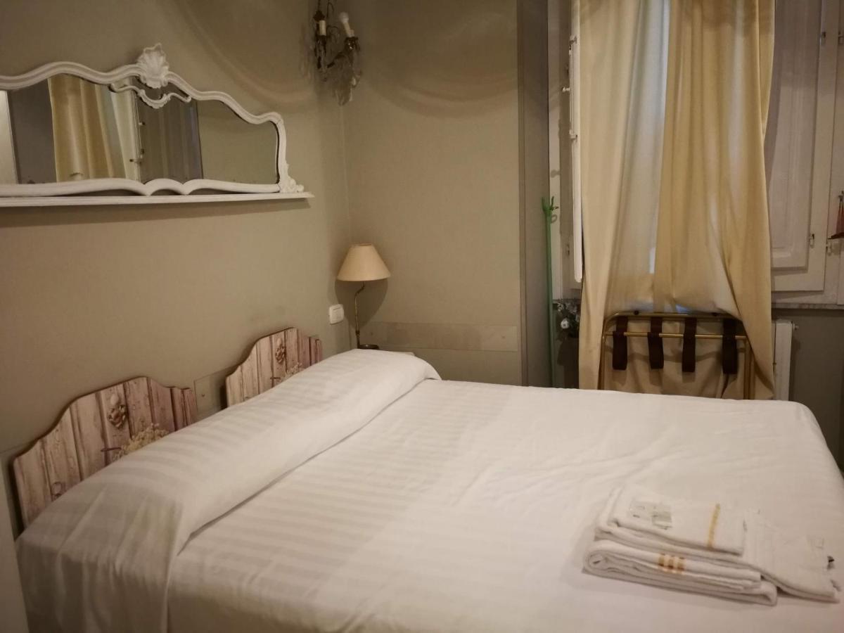 Villa Liberty Ofelia Locazioni Brevi Cagliari Bagian luar foto