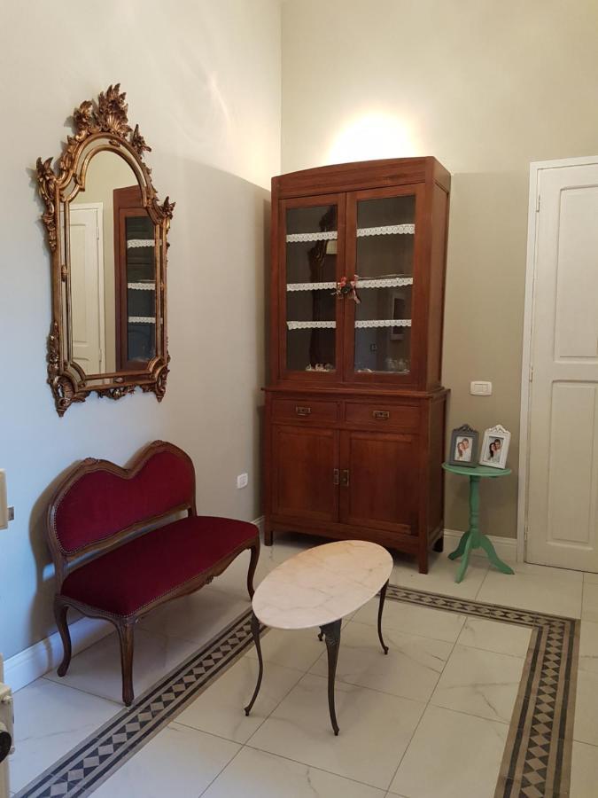 Villa Liberty Ofelia Locazioni Brevi Cagliari Bagian luar foto